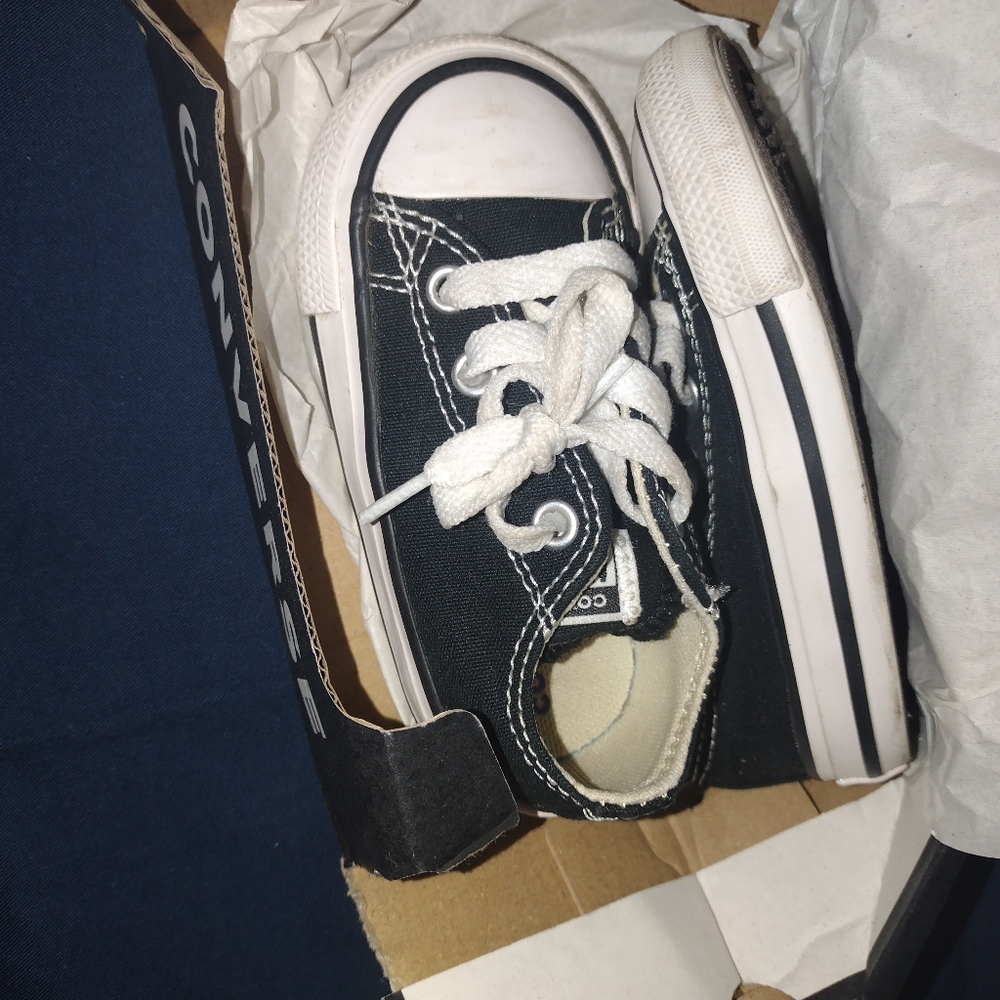 Nikes, vans,converse